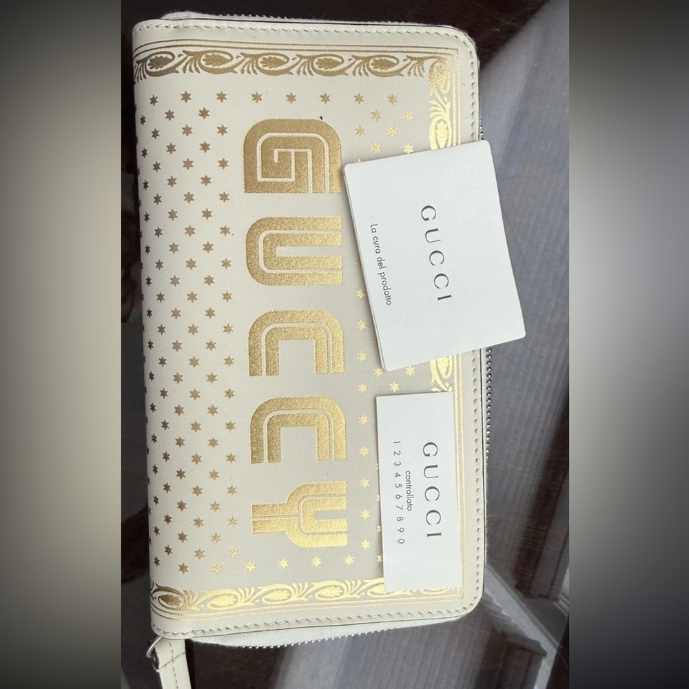 Gucci Blue and Cream Wallet